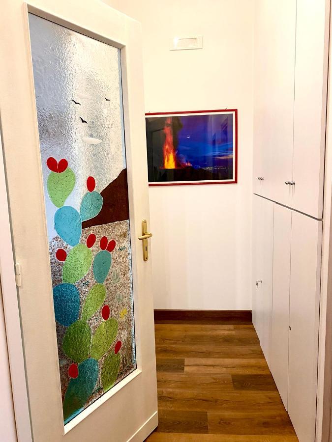 B&B I Miti Dell Etna Catania Centro Vicino Il Duomo Extérieur photo